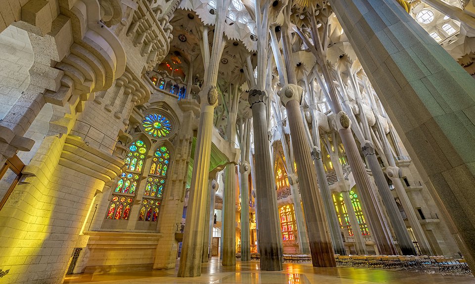 Внутри собора Саграда Фамилия. Фото: Fundació Junta Constructora del Temple Expiatori de la Sagrada Família