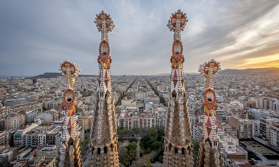Башенки — отличительная черта архитектуры Антонио Гауди. Фото: Fundació Junta Constructora del Temple Expiatori de la Sagrada Família