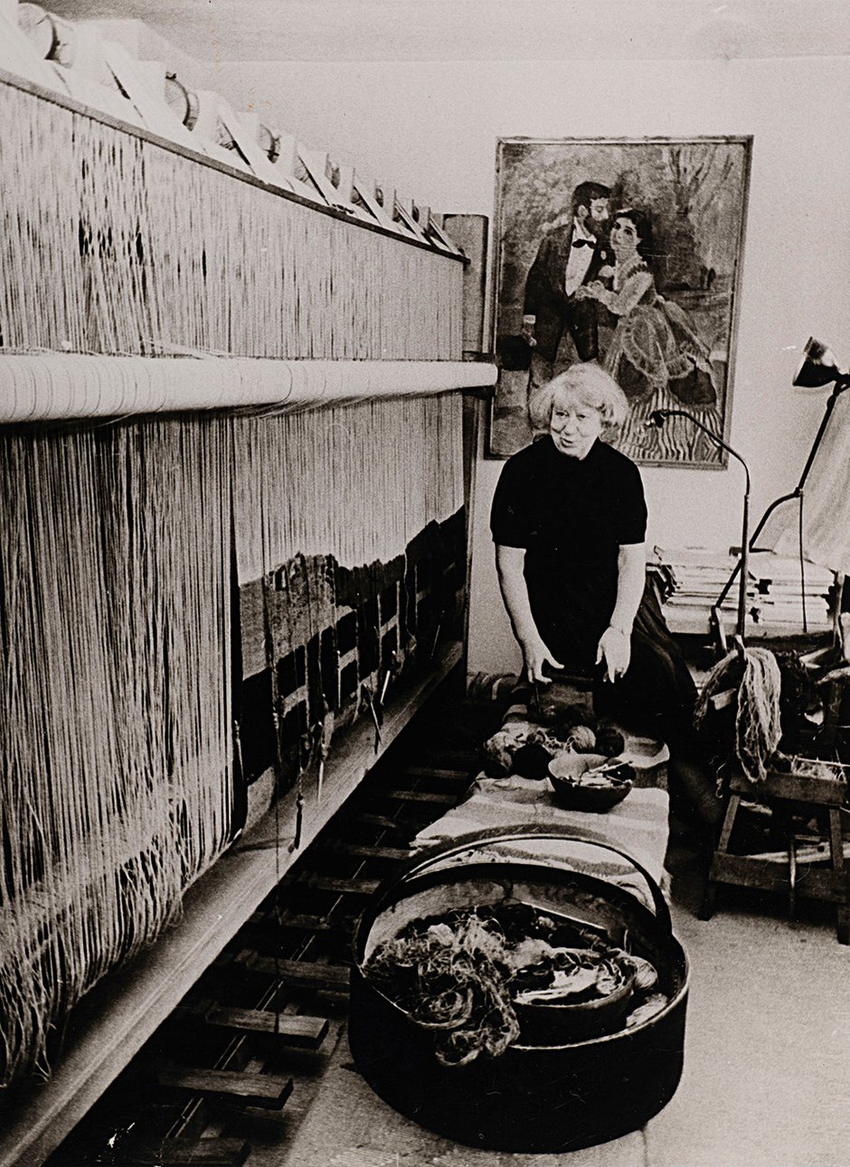 Ханна Ригген у ткацкого станка. 1964. Фото: Schirn Kunsthalle Frankfurt, 2019