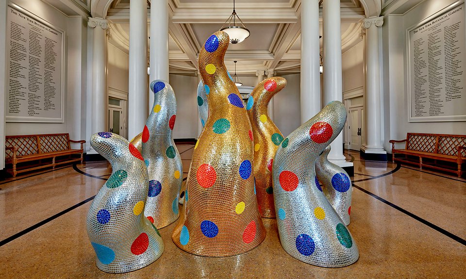 Яёи Кусама. Life. 2015.  Фото: Robert Benson Photography/Ota Fine Arts, Tokyo/Yayoi Kusama Studio Inc.