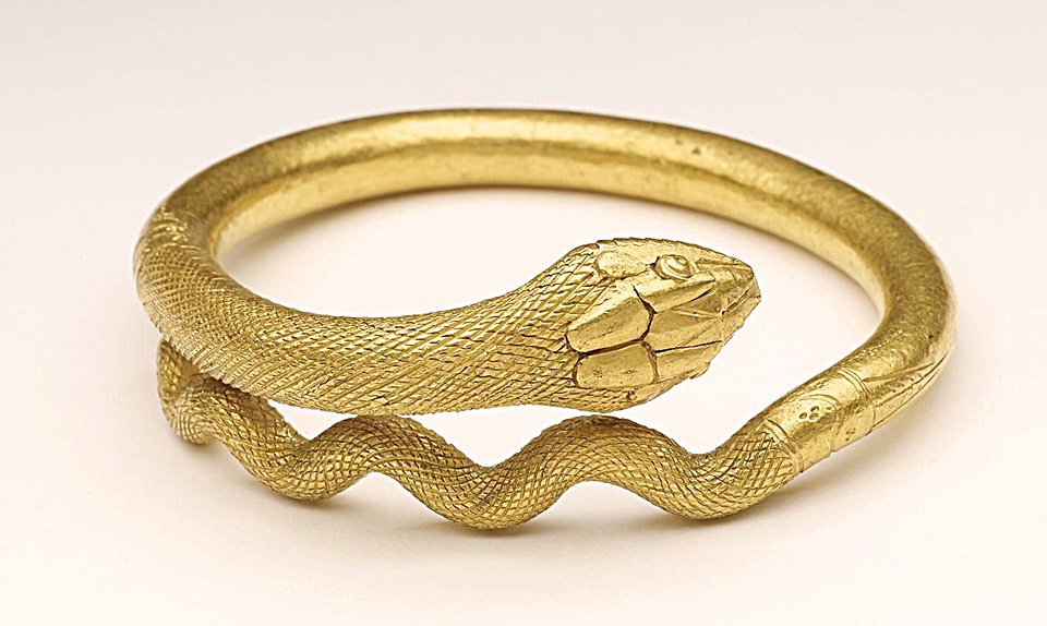 Золотой браслет, найденный во время раскопок в Помпеях. Фото: British Museum