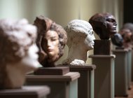 Степан Эрьзя: юбилейная выставка скульптора, желавшего увидеть лес за деревьями