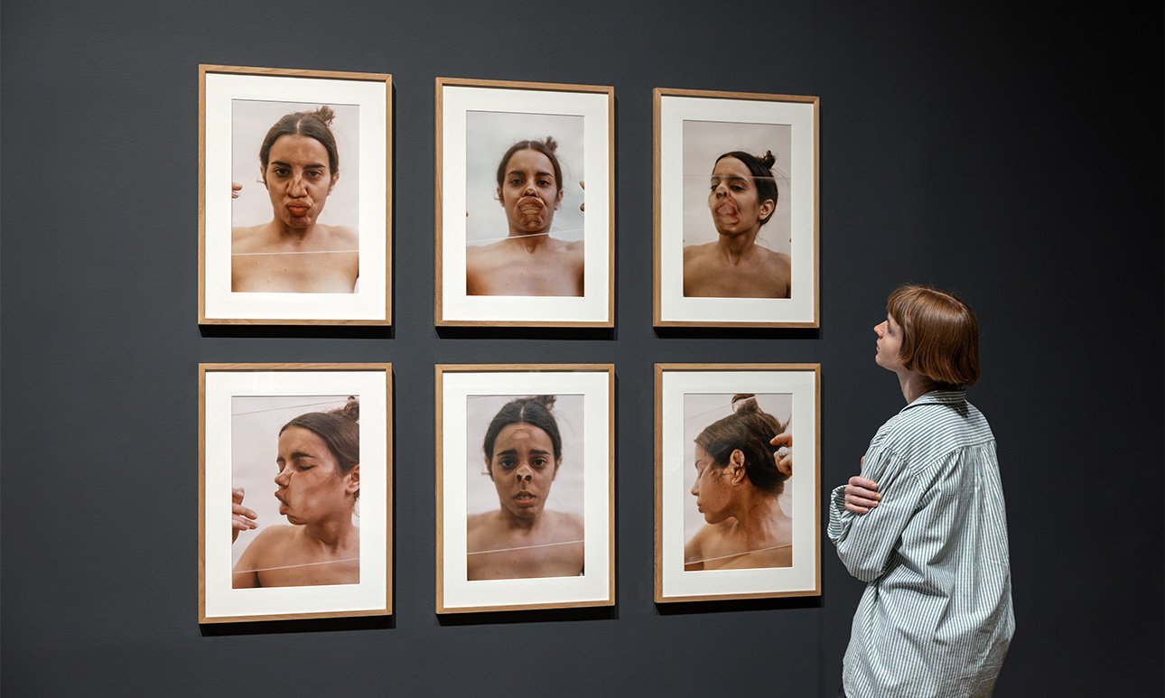 Выставка «Ана Мендьета» в Тейт Модерн.  Фото: Yili Liu/Tate