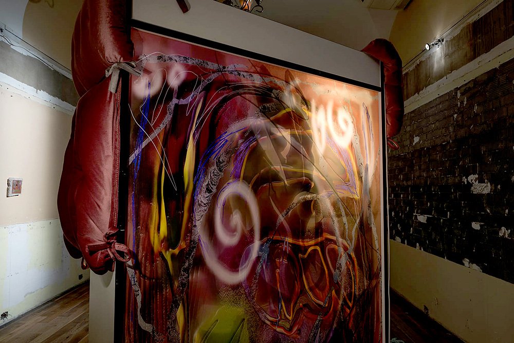 Не так давно выставка Анны Таганцевой-Кобзевой «Поле цветов» прошла в московской галерее fabula. Фото: Наталия Меликова