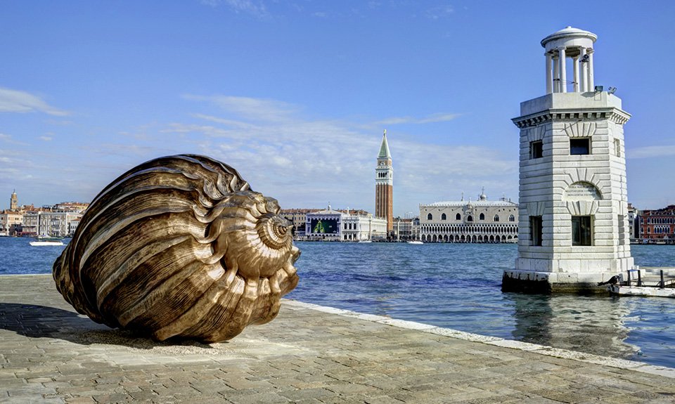 Марк Куинн. Spiral of the Galaxy. 2013. Фото: Marc Quinn