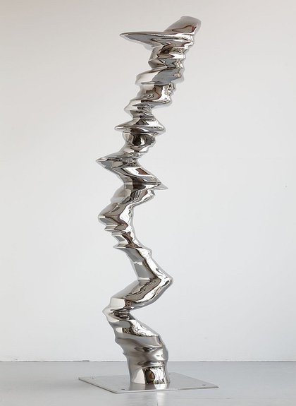 Эллиптическая колонна, 2012Нержавеющая сталь. 330 × 95 × 85© Tony Cragg Studio, Fondazione Berengo