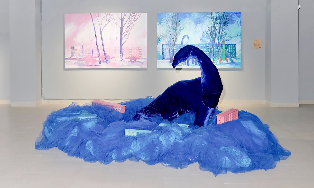 Работа Дины Боровик. Выставка «Дом от погреба до чердака» в арт-пространстве «Цехъ». Фото: Луиза Бокаева