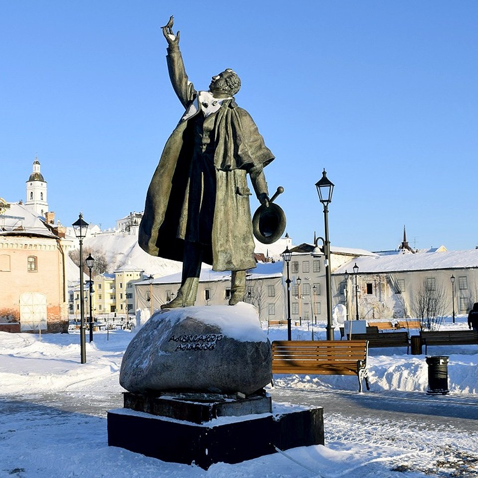 Памятник композитору Александру Алябьеву. Фото: Евгений Новосёлов/ tobgorod.ru