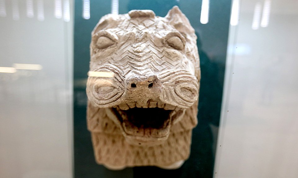 Голова льва. 2112-2004 гг. до н.э. Фото: EPA/AHMED JALI/TASS