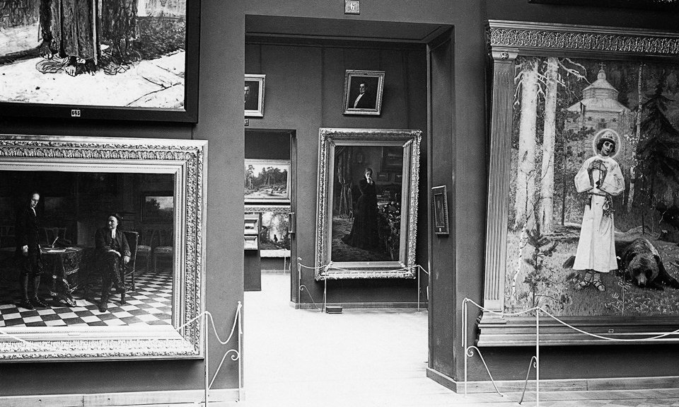 Экспозиция Третьяковской галереи, зал № 6. 1902. Фото: Государственная Третьяковская галерея
