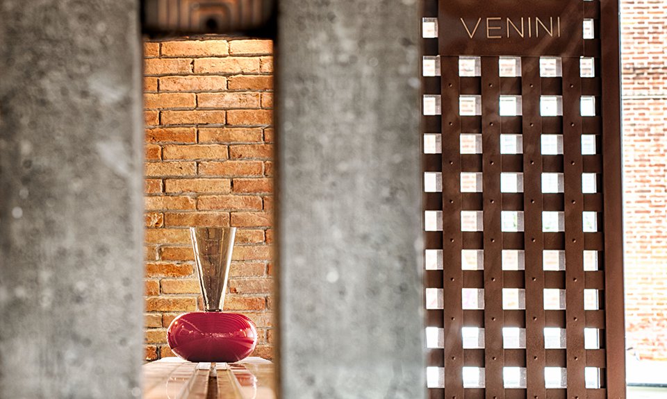 Изделия VENINI, давно ставшие классикой стекольного искусства, представлены в крупнейших музеях мира. Фото: VENINI