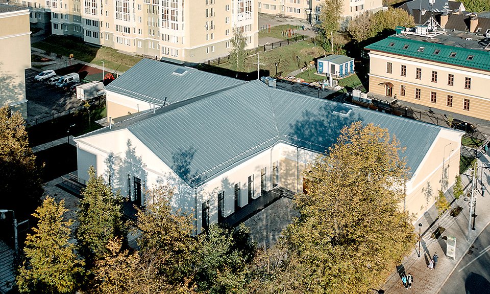 Манеж в Звенигородском государственным музее-заповеднике после реставрации. Фото: Арсений Россихин
