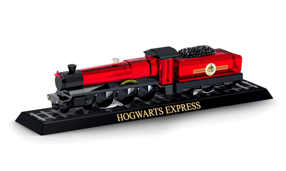 Поезд из линейки сувениров к 20-летию первого фильма о Гарри Поттере. Фото: Swarovski