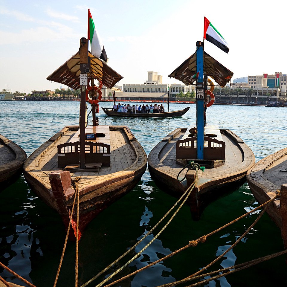 Традиционные деревянные лодки на канале. Фото: Findlay/Alamy/Legion Media