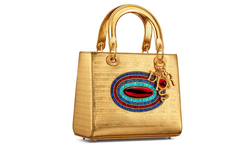 Сумка Lady Dior художницы Гизелы Колон. Фото: Dior