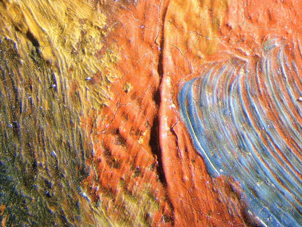 В процессе работы над полотном сделана макрофотосъемка поверхности красочного слоя и проб под бинокулярным и поляризационным микроскопом, съемка в рентгеновских, ультрафиолетовых и инфракрасных лучах. Фото: Государственная Третьяковская галерея/Юлия Захарова