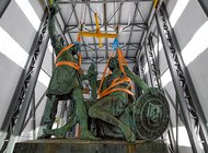 Памятник Минину и Пожарскому впервые демонтировали с постамента