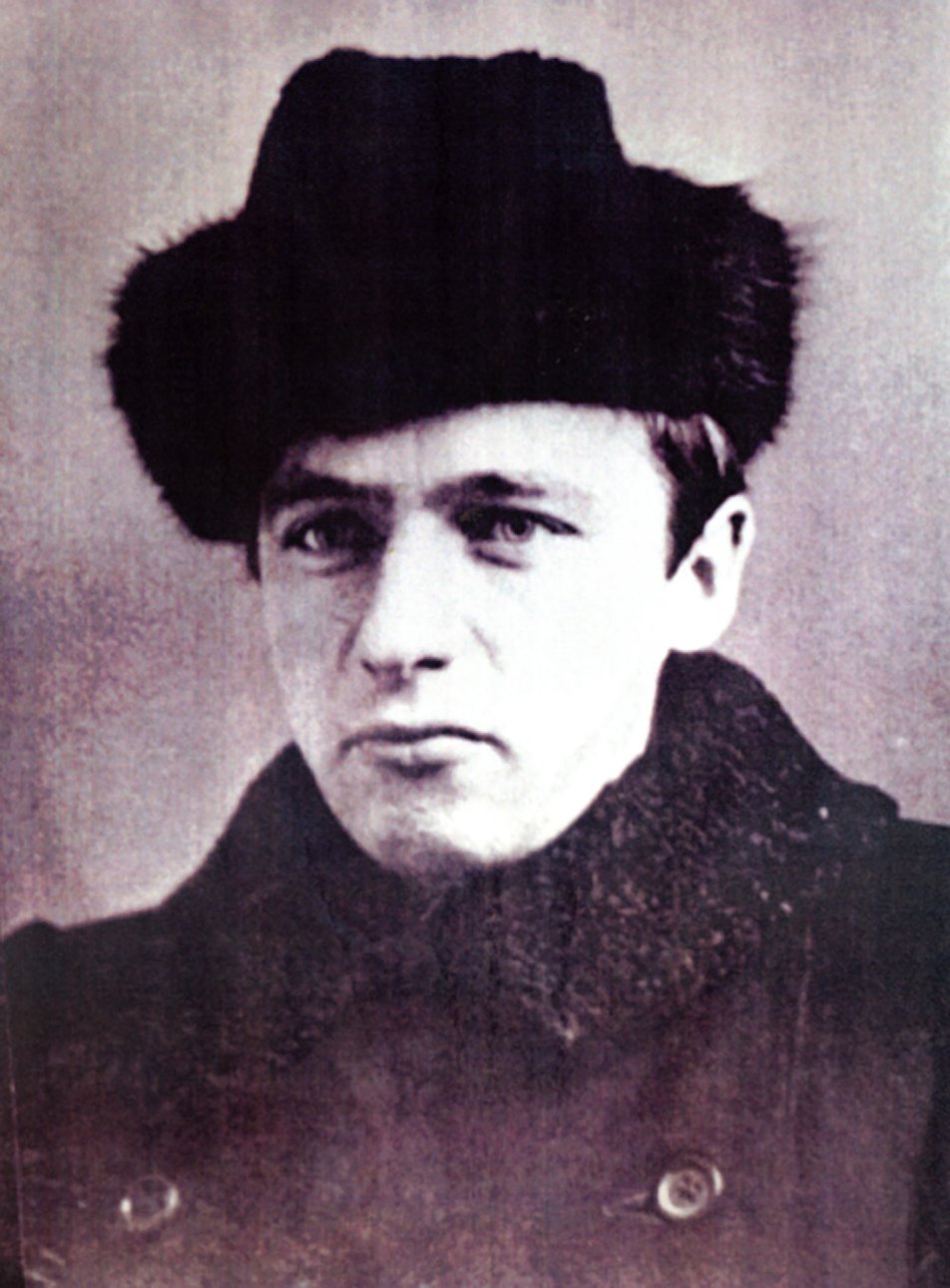 Велимир Хлебников в 1915 г. Фото