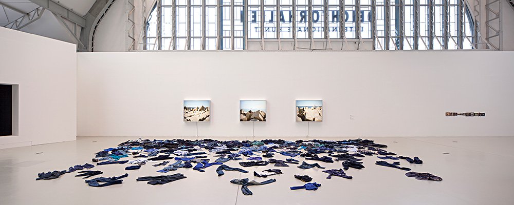 Кадер Аттиа. «Мертвое море». 2015. Фото: Ph. Riccardo Franchellucci