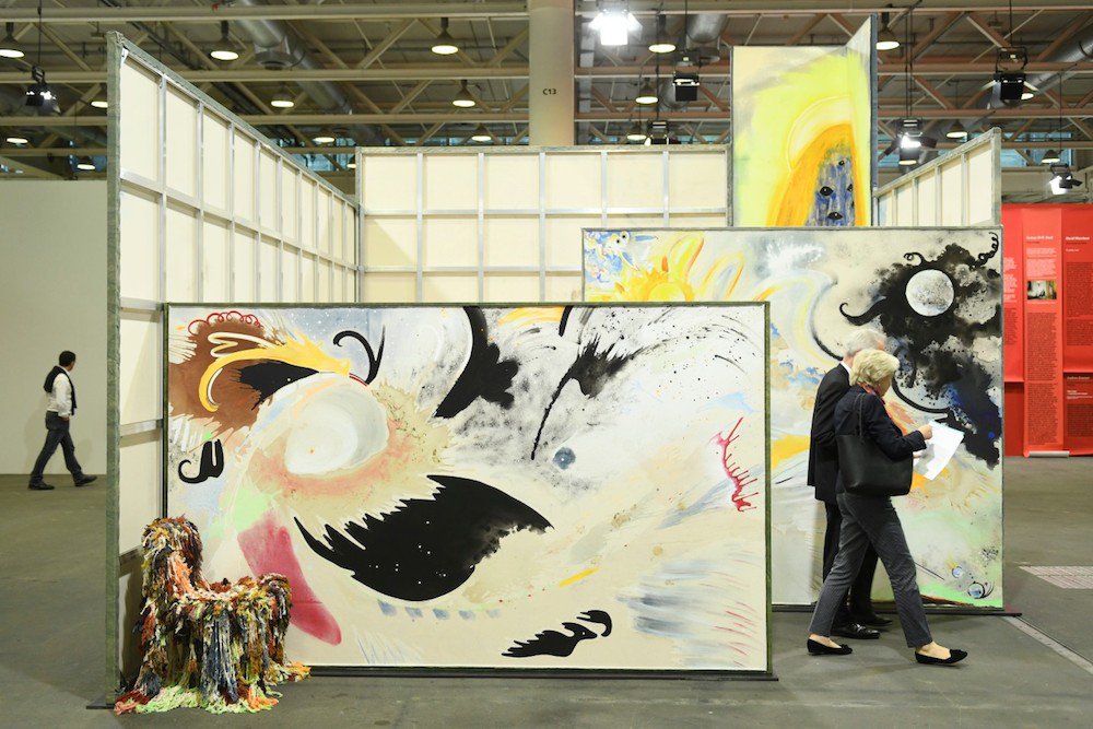 Работы Люси Додд на стенде David Lewis Gallery на Art Bаsel 2019. Фото: Art Basel