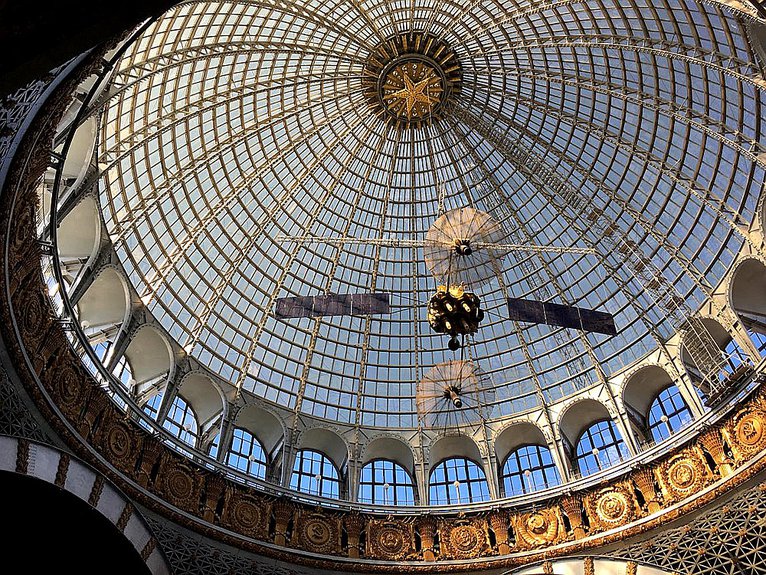 Купол отреставрированного павильона «Космос» на ВДНХ. Фото: Дарья Палаткина
