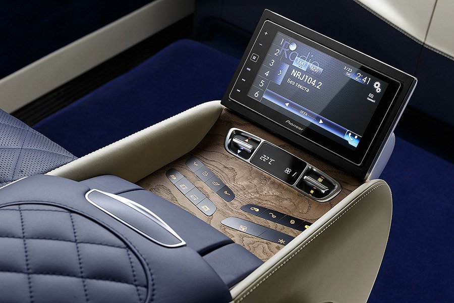 Интерьер Mercedes-Benz V-Класс VIP. Фото: Mercedes-Benz