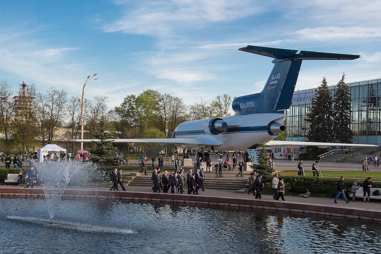 Выставка работ победителей конкурса пройдет на борту Як-42. Фото: ВДНХ