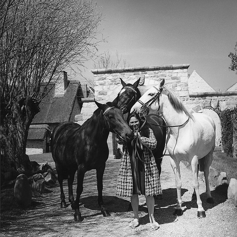 Вилли Мейволд. Дина и ее лошади. 1963–1964. Фото: Fondation Dina Vierny/Musée Maillol