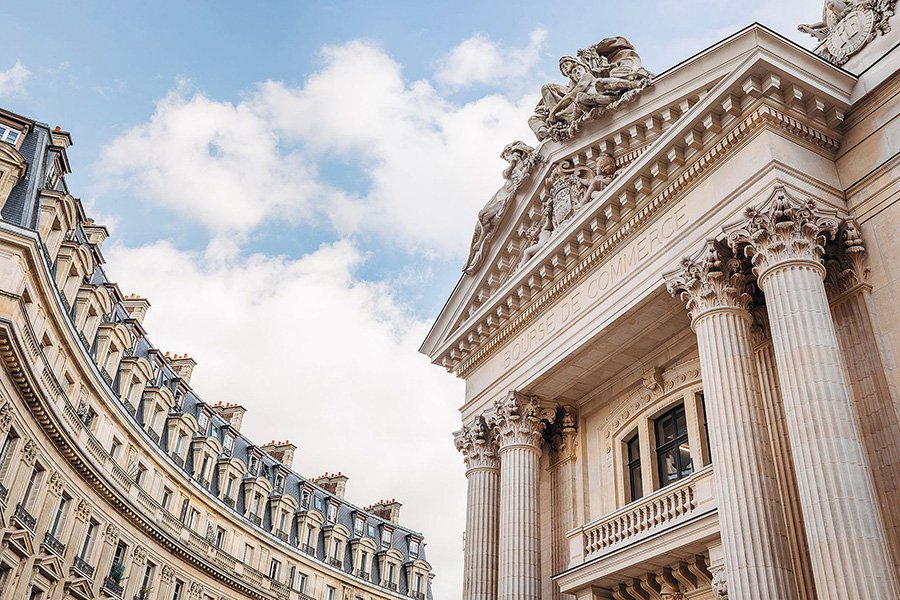 Здание Торговой биржи в Париже. Фото: Vladimir Partalo