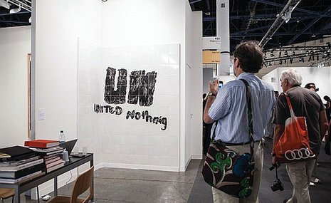 Art Basel в Майами-Бич в этом году заговорила о беженцах, войнах и депортациях