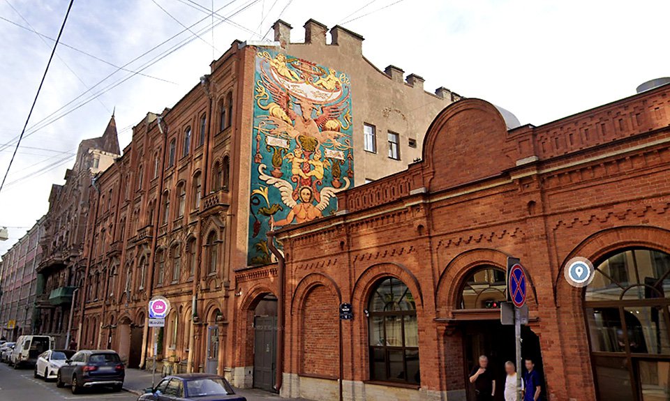 Один из новых способов репрезентации Музея истории Санкт-Петербурга, предложенный участниками лаборатории медиадизайна, — создать в городе муралы с экспонатами музея. Фото: ПАО «Газпром»