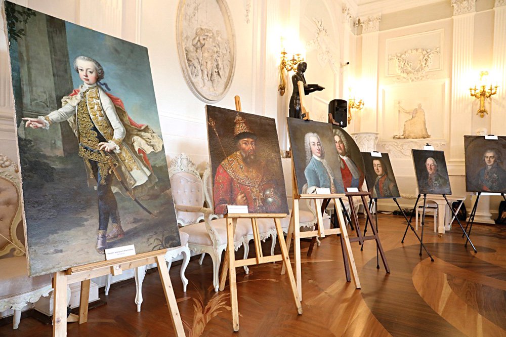Возвращение 16 картин из коллекции Гатчинского дворца Фото: ГМЗ «Гатчина»
