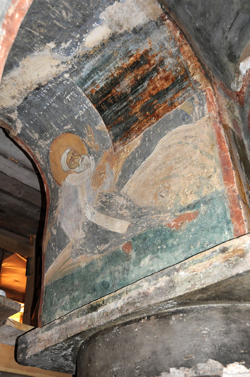 Росписи XII в. и поздние наслоения. Фото: архив Полины Тычинской
