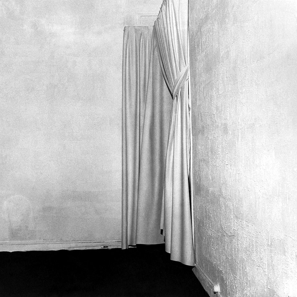 Ив Кляйн. «‎Пустота». Galerie Iris Clert, Париж, 1958. Фото: The Estate of Yves Klein c/o ADAGP, Paris