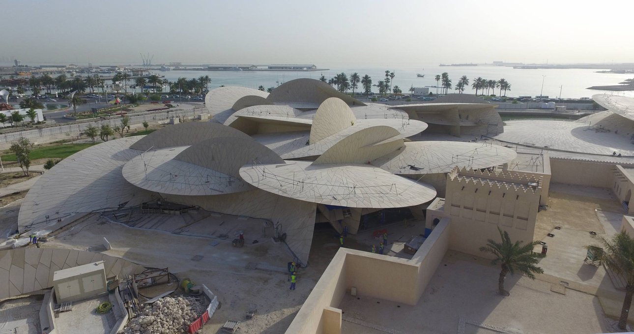 Жану Нувелю предложили создать проект для Национального музея Катара в 2002 г., а 28 марта 2019 г. музей открылся для посетителей. Фото: Ateliers Jean Nouvel