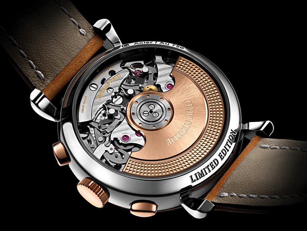 Новая модель часов Audemars Piguet — автоматический хронограф [Re]master01, который достоверно воспроизводит дизайнерскую палитру модели, созданной еще в 1943 году
