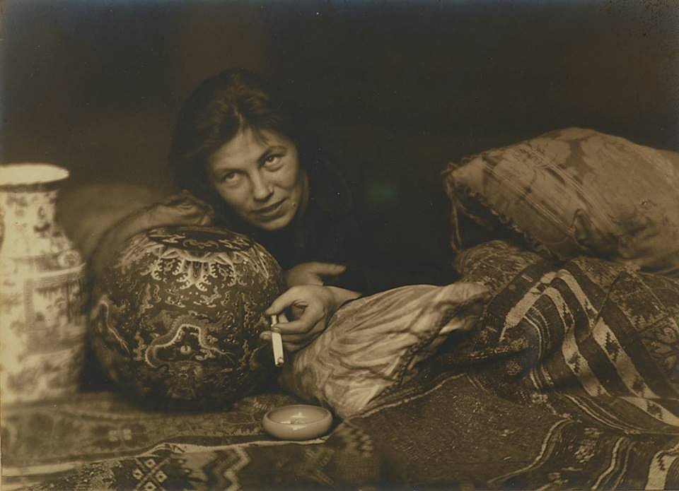 Портрет Жермены Крулл, 1922. Источник: jeudepaume.org