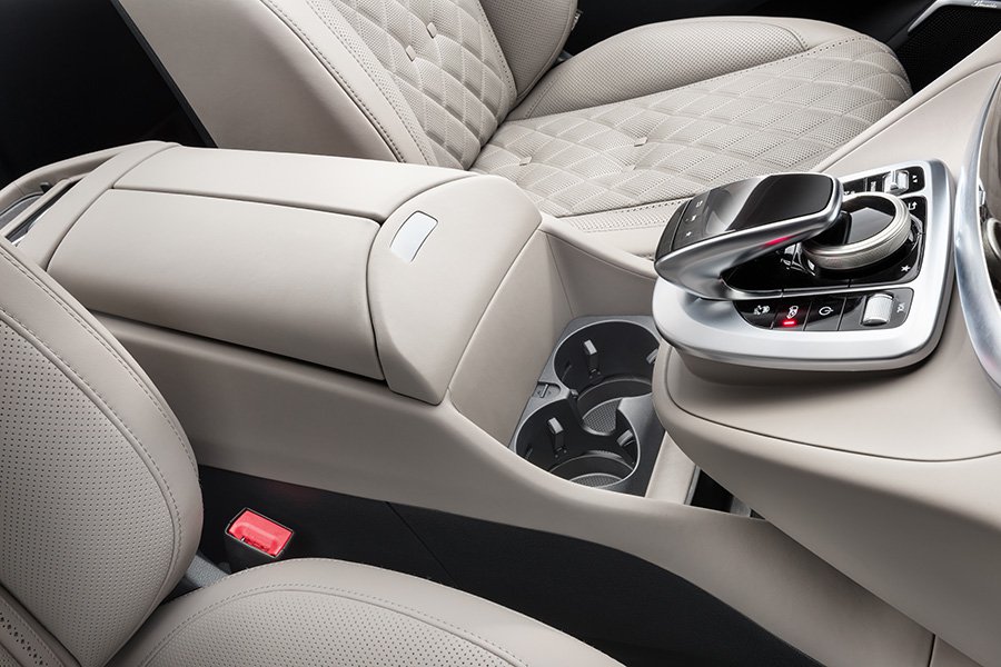 Интерьер Mercedes-Benz V-Класс VIP. Фото: Mercedes-Benz