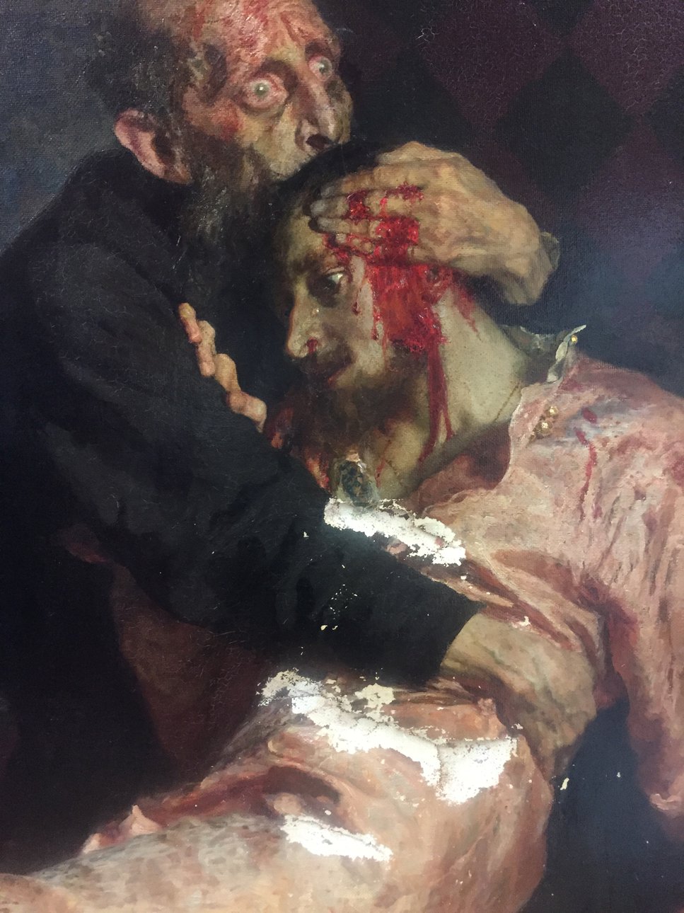 Картина Ильи Репина «Иван Грозный и сын его Иван 16 ноября 1581 года» после нападения посетителя 25 мая. Фото: Государственная Третьяковская галерея