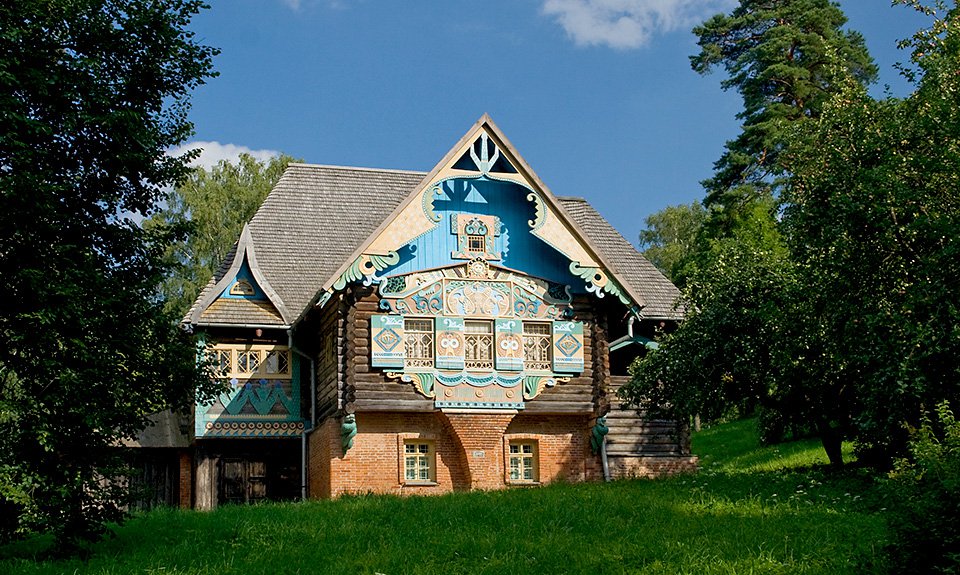 Изба «Теремок» в Талашкине (Флёнове). Проект Сергея Малютина. 1901–1902. Фото: Игорь Горшков/Фотобанк Лори