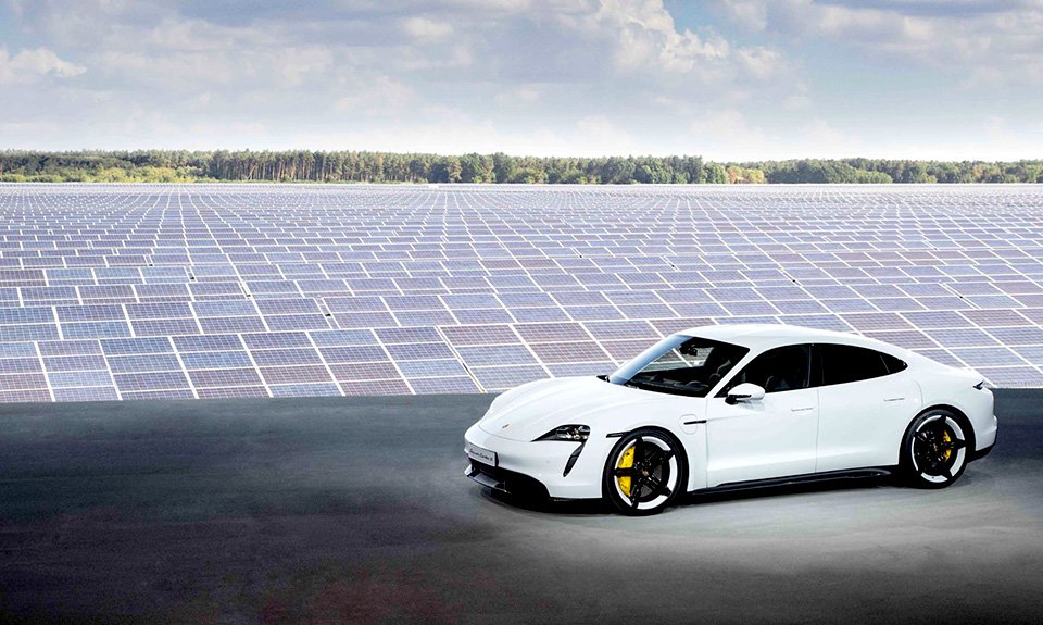 Porsche Taycan. Фото: Dr. Ing. h.c. F. Porsche AG, 2021