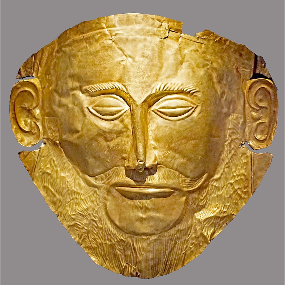 Золотая погребальная маска, так называемая маска Агамемнона. 1550–1500 гг. до н.э. Найдена Генрихом Шлиманом в 1876 г. в Микенах. Фото: Wikimedia Commons