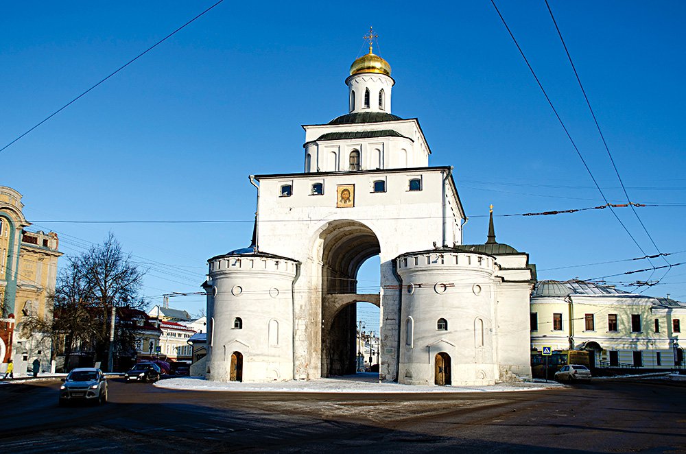 Один из важнейших памятников Владимира — Золотые ворота (1164), возведенные при князе Андрее Боголюбском. Фото: Владимиро-Суздальский музей-заповедник