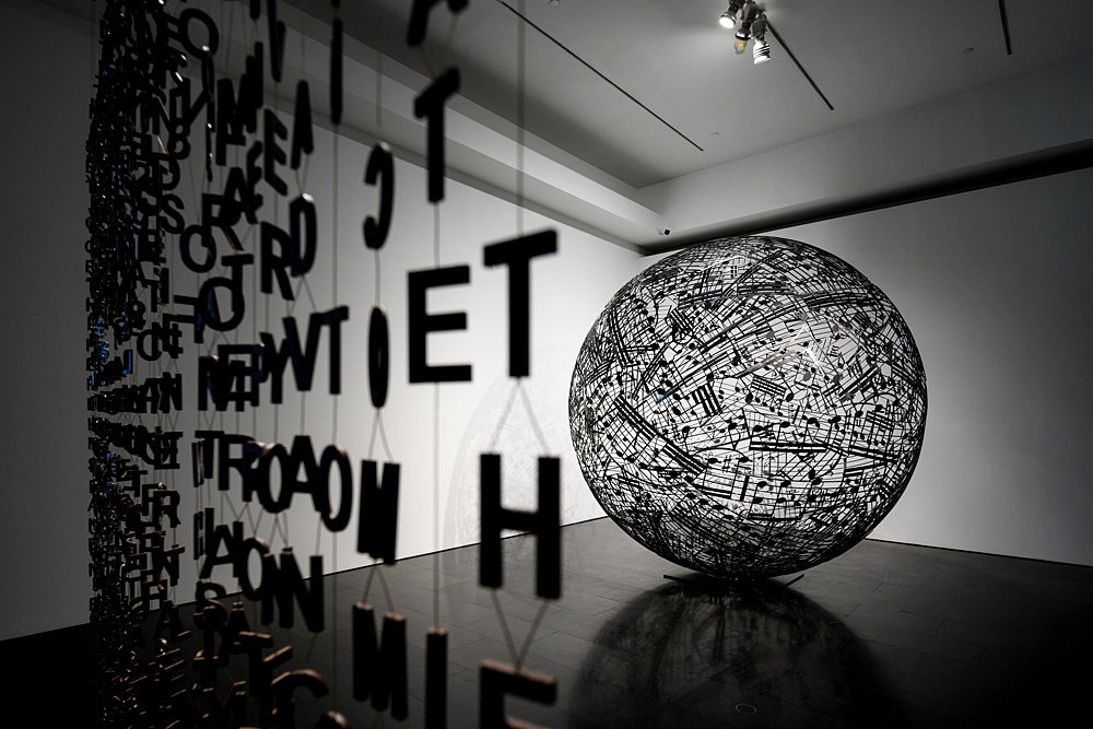 Персональная выставка Жауме Пленсы в MACBA (Барселона), 2018–2019 гг. Фото: MMOMA