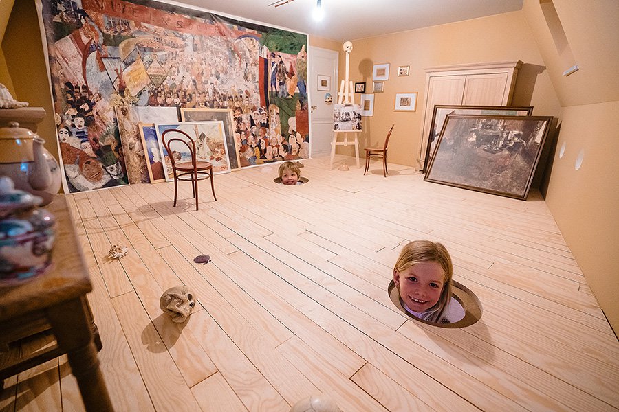 Интерактивное пространство музея Энсора. Фото: Ensor Museum