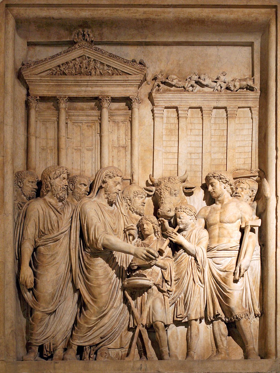 Жертвоприношение Юпитеру Капитолийскому. Рельефная панель с триумфальной арки Марка Аврелия (предположительно). Фото: Matthias Kabel