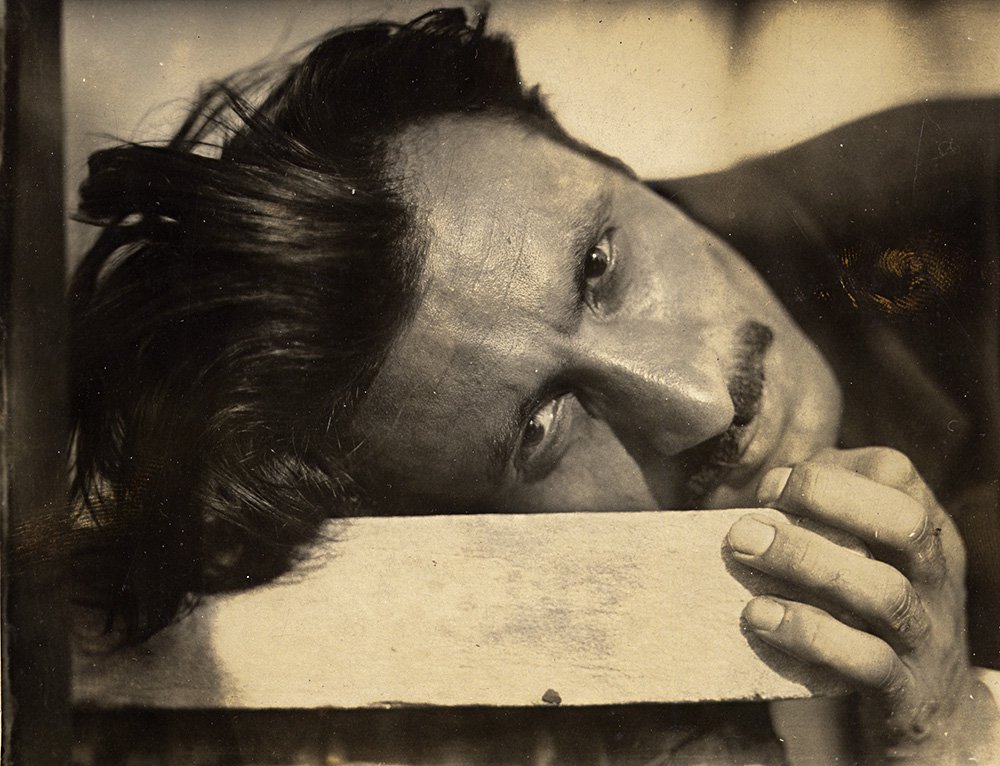 Аршил Горки. Конец 1920-х. Фотография неизвестного автора. Фото: The Arshile Gorky Foundation