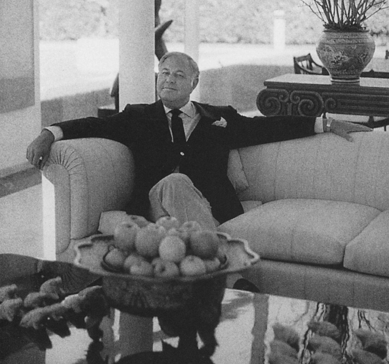 Альфред Таубман в своем доме в Палм-Бич. Image Courtesy the Taubman Family