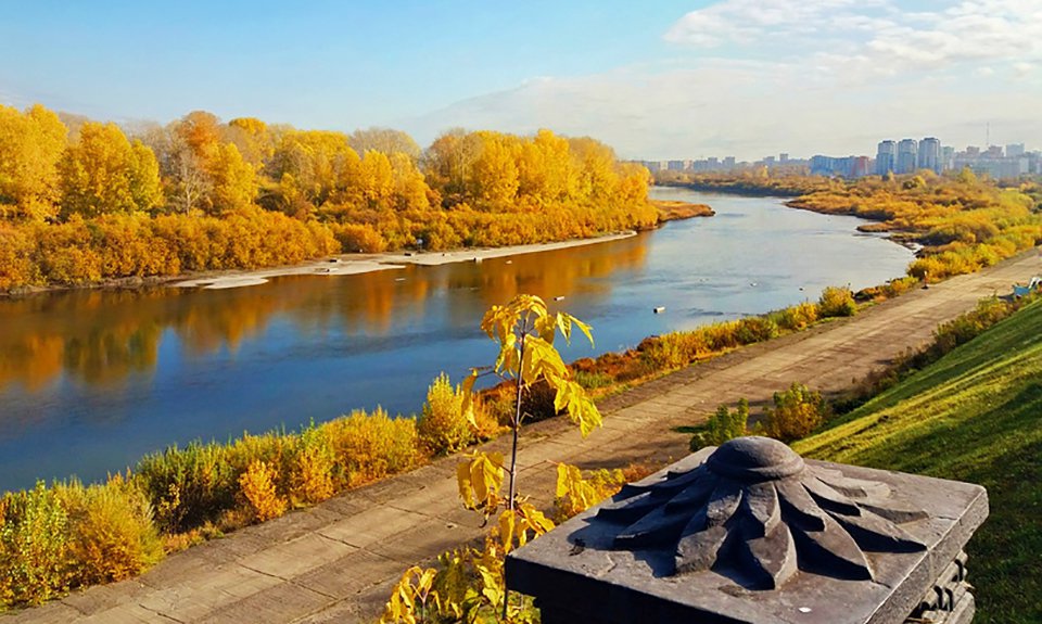 Город Кемерово. Вид на набережную реки Томи. Фото: Цибаев Алексей/Фотобанк Лори