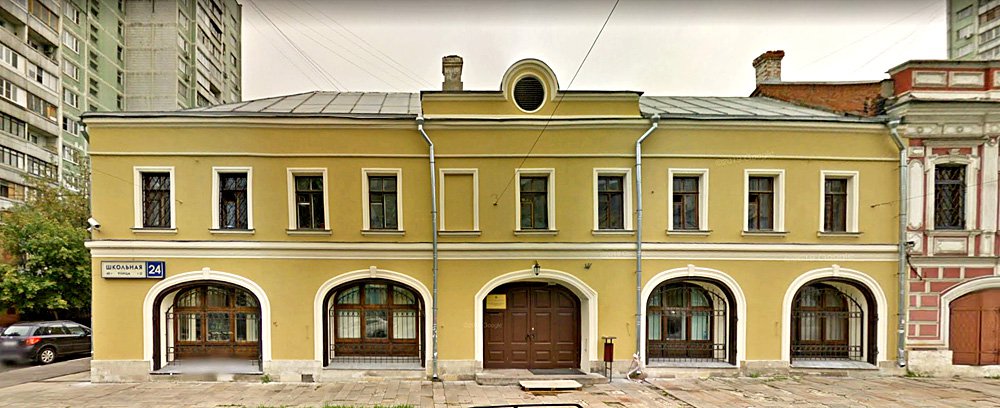 Центральные научно-реставрационные проектные мастерские (ЦНРПМ) на Школьной улице. Фото: Google Ma